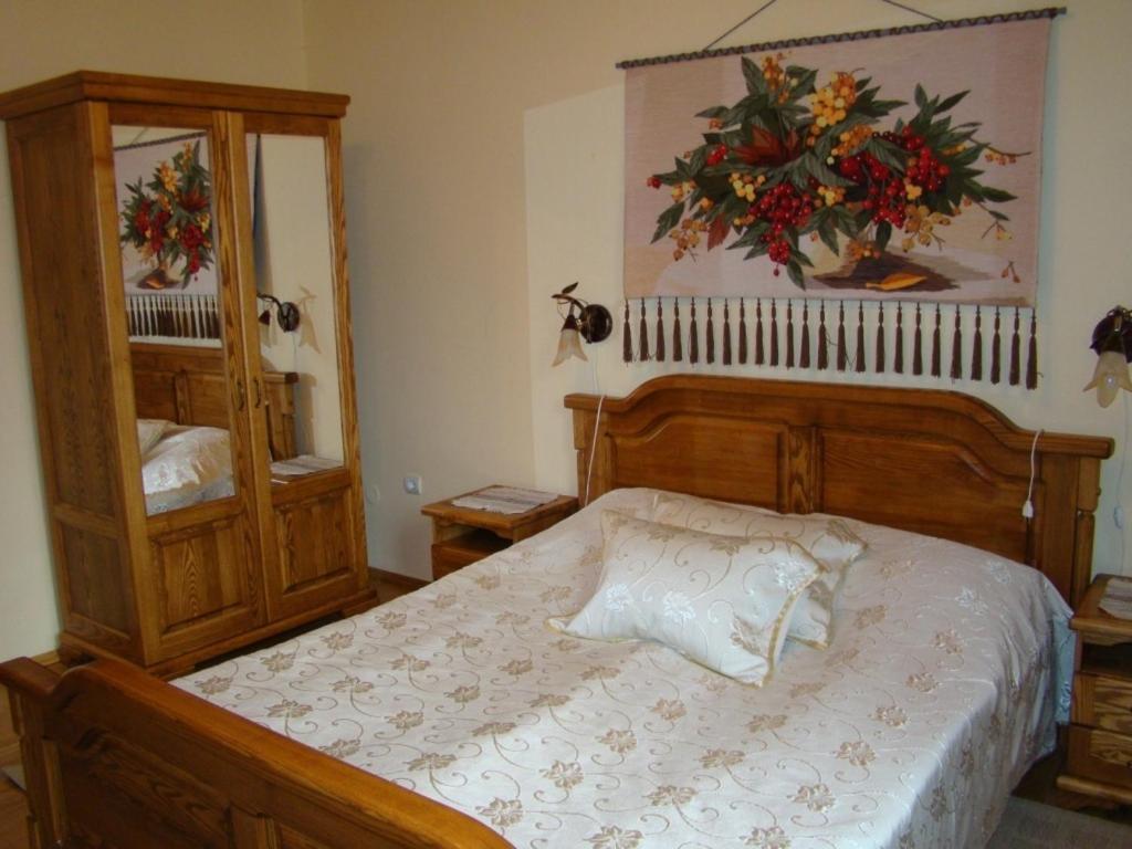 Hotel Na Velykim Jaremče Esterno foto