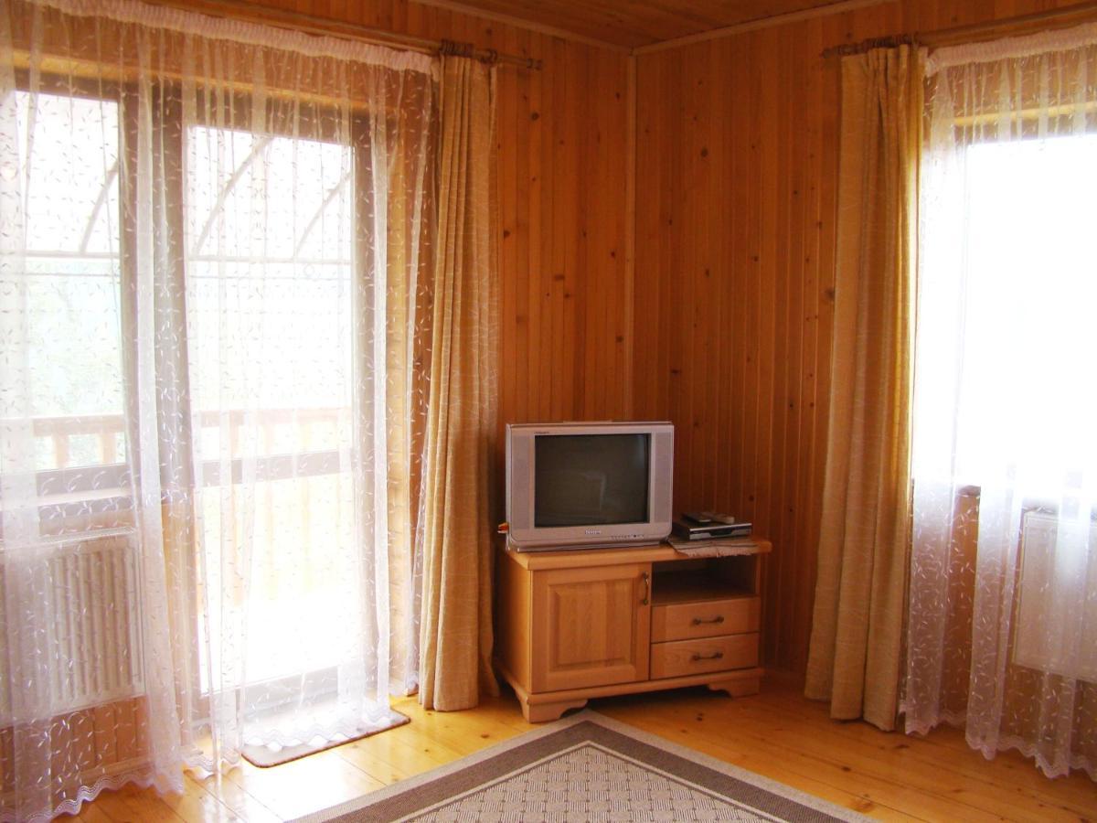 Hotel Na Velykim Jaremče Esterno foto