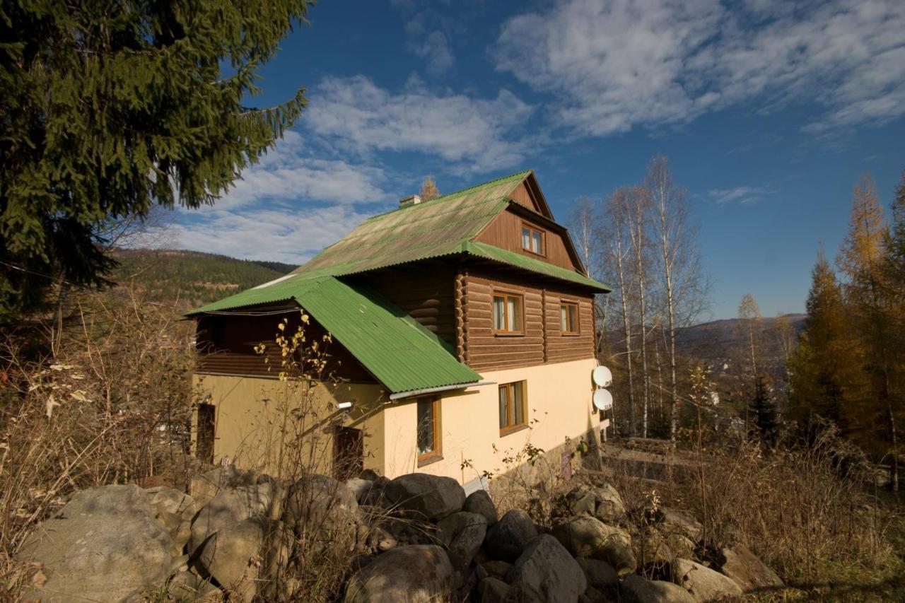 Hotel Na Velykim Jaremče Esterno foto